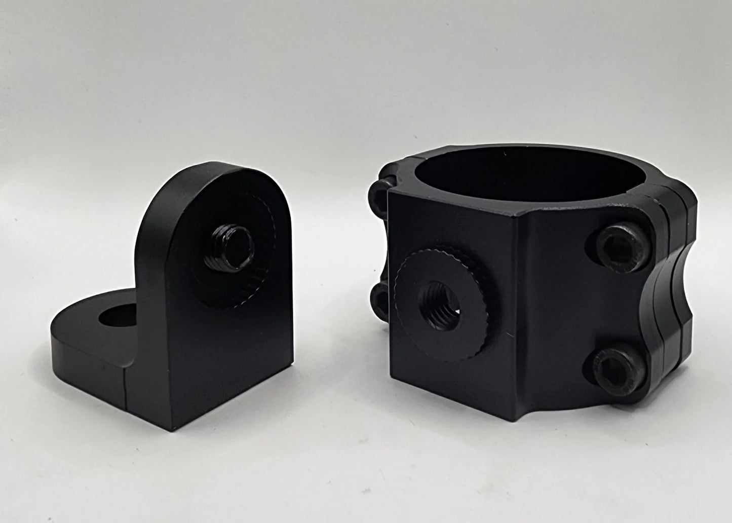 UNIVERSAL WHIP MOUNTING BRACKET